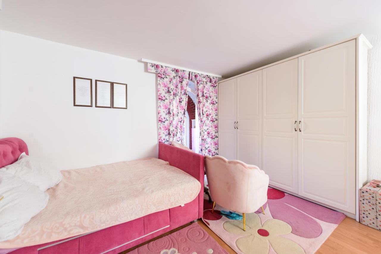 Appartamento Apartman Lala Kraljevo Esterno foto