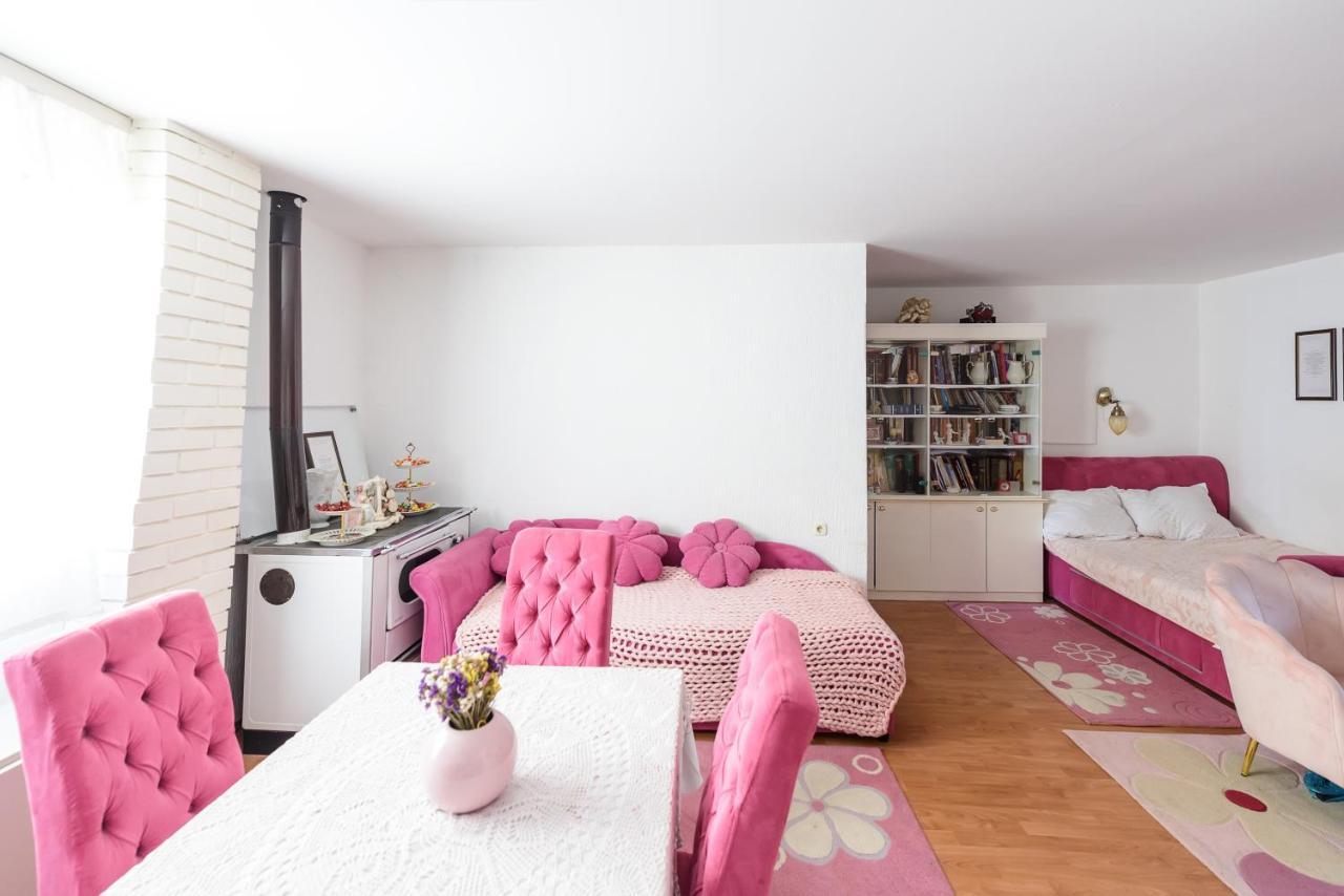 Appartamento Apartman Lala Kraljevo Esterno foto